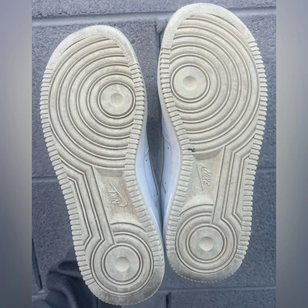 Nike Air Force Sneakers